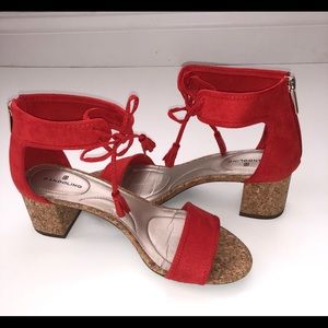 Bandolino Size 8 Suede Sandals